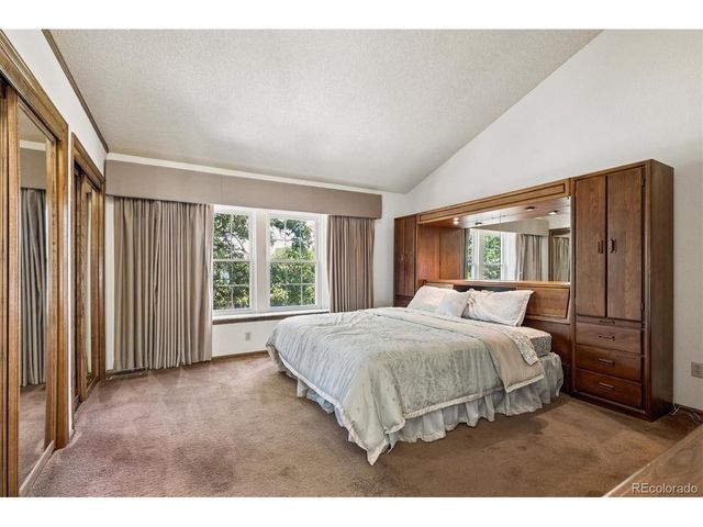 1581 E Nichols Cir, Centennial, CO 80122