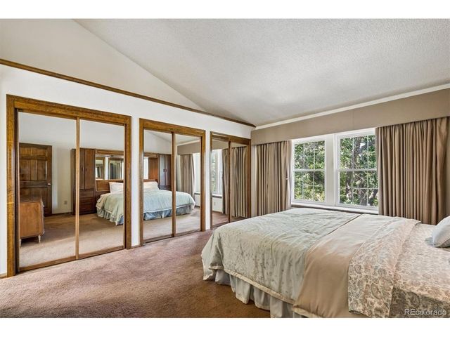 1581 E Nichols Cir, Centennial, CO 80122