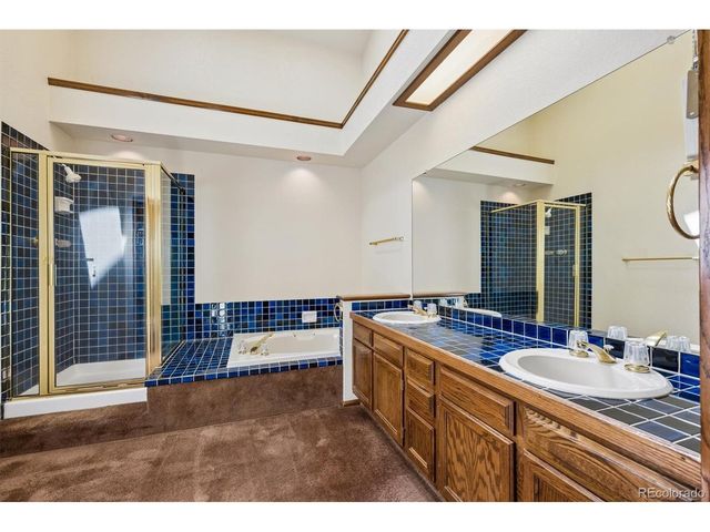 1581 E Nichols Cir, Centennial, CO 80122