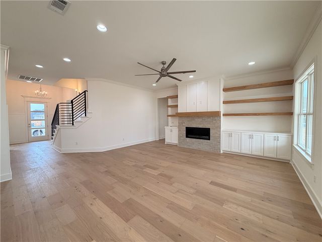 2720 Amaris Avenue, Lowell, AR 72745