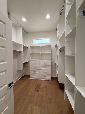 2720 Amaris Avenue, Lowell, AR 72745