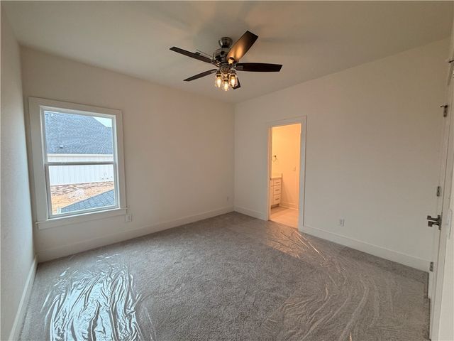 2720 Amaris Avenue, Lowell, AR 72745