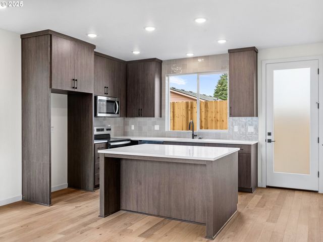 6717 Se Gladstone St, Portland, OR 97206