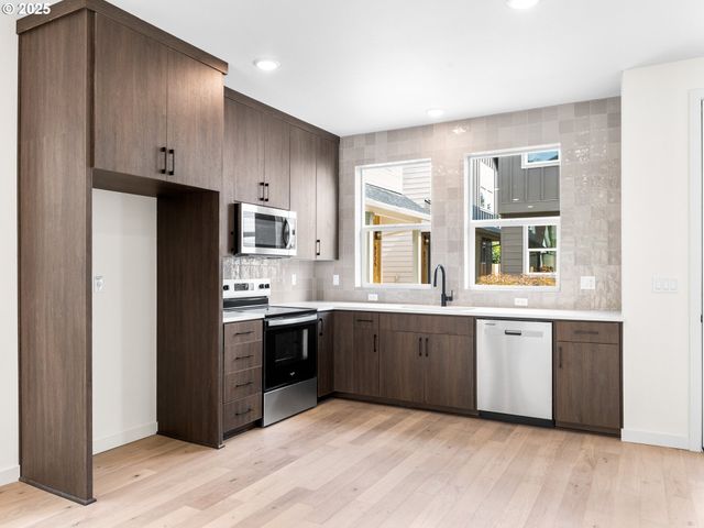 6717 Se Gladstone St, Portland, OR 97206