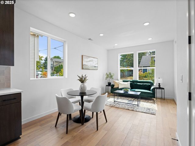 6717 Se Gladstone St, Portland, OR 97206