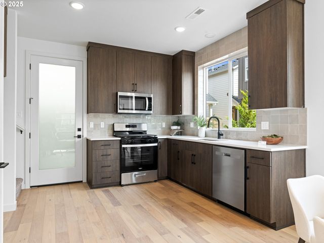 6717 Se Gladstone St, Portland, OR 97206