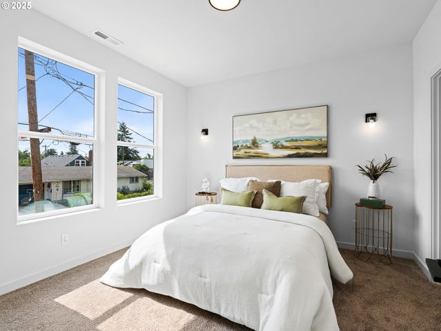 6717 Se Gladstone St, Portland, OR 97206