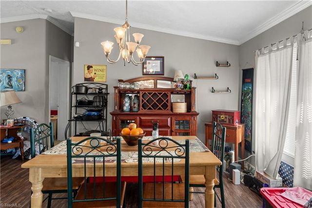 5805 Marshallgate Drive, Winston-salem, NC 27105