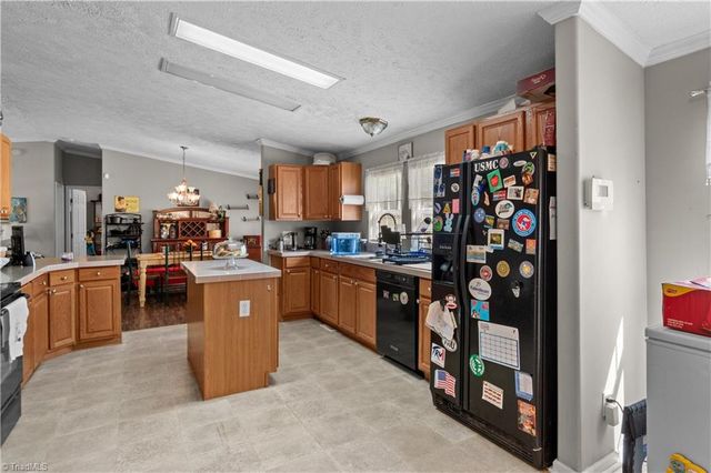 5805 Marshallgate Drive, Winston-salem, NC 27105