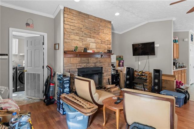 5805 Marshallgate Drive, Winston-salem, NC 27105