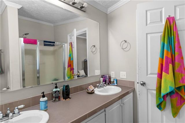 5805 Marshallgate Drive, Winston-salem, NC 27105