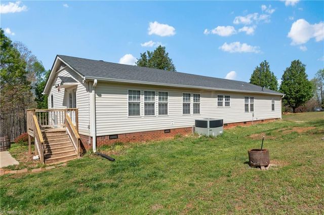5805 Marshallgate Drive, Winston-salem, NC 27105
