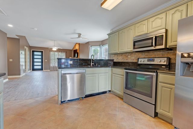 645 Wildwood Trce, Winchester, TN 37398