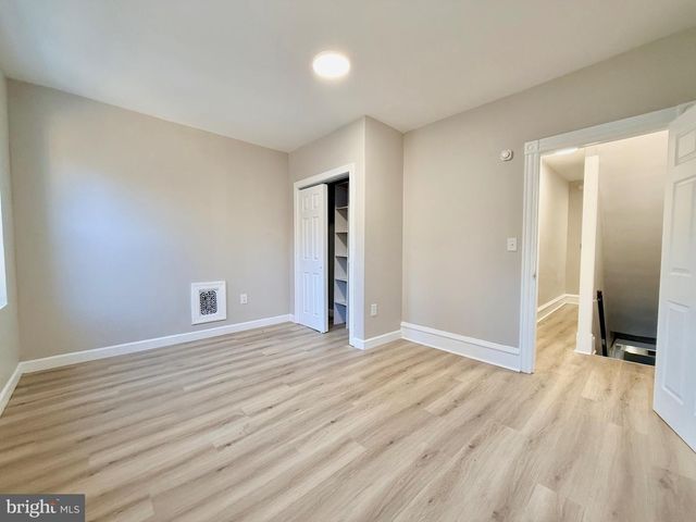 1528 HAAK ST, Reading, PA 19602