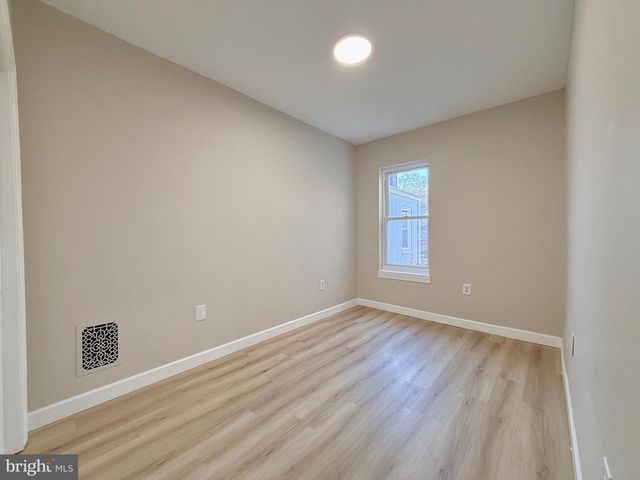 1528 HAAK ST, Reading, PA 19602