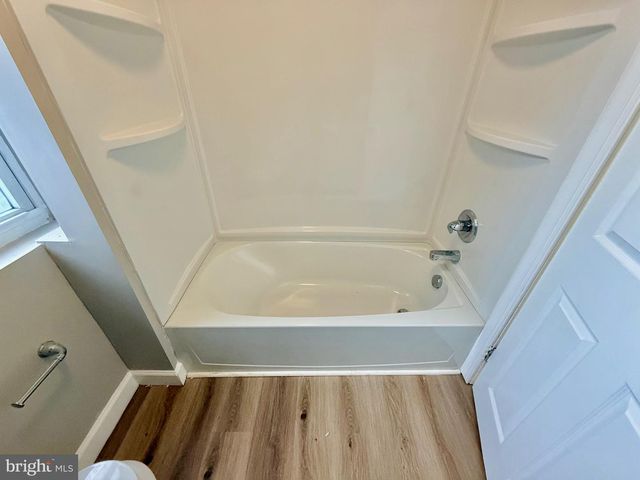 1528 HAAK ST, Reading, PA 19602