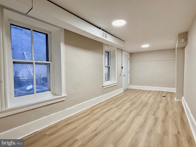 1528 HAAK ST, Reading, PA 19602