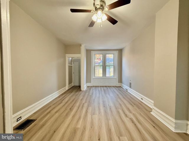 1528 HAAK ST, Reading, PA 19602