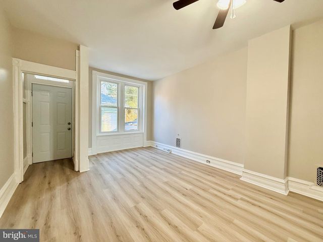 1528 HAAK ST, Reading, PA 19602