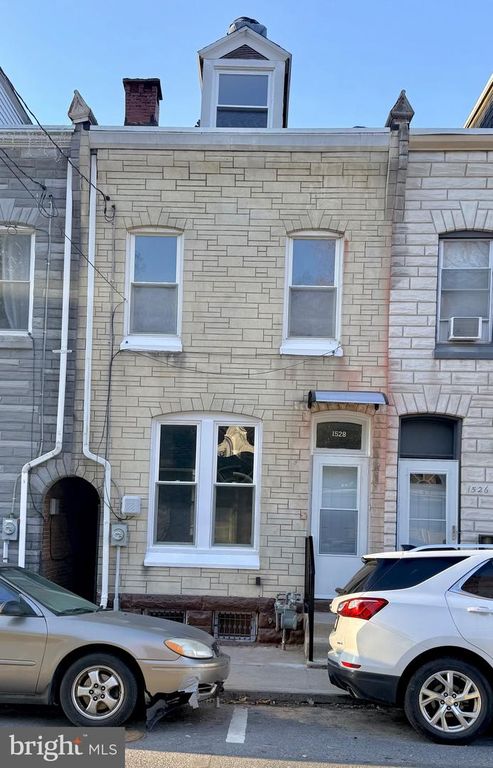 1528 HAAK ST, Reading, PA 19602