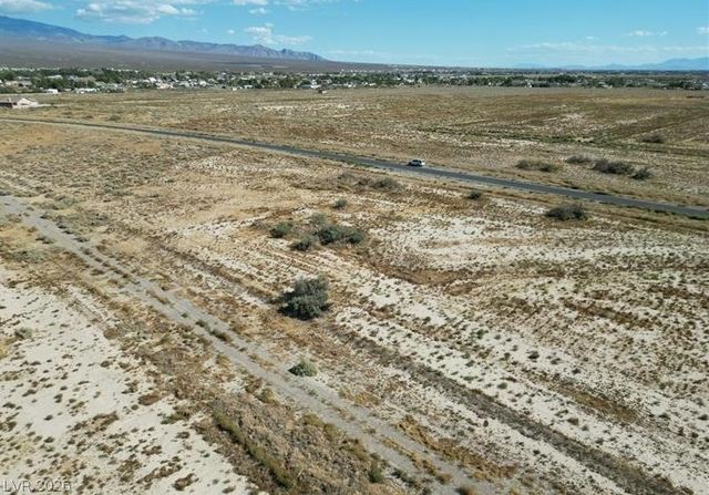 820 West Flashman Lane, Pahrump, NV 89060