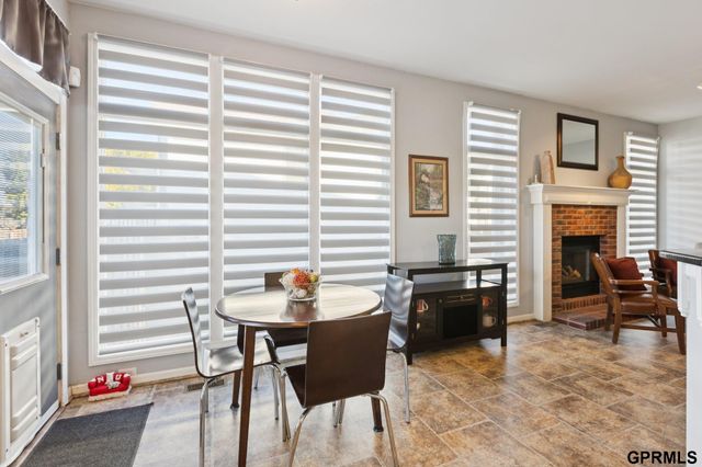 9610 S 28Th Avenue, Bellevue, NE 68147