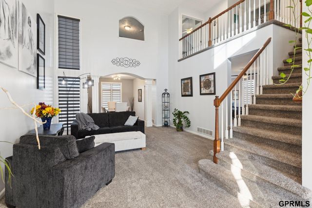 9610 S 28Th Avenue, Bellevue, NE 68147