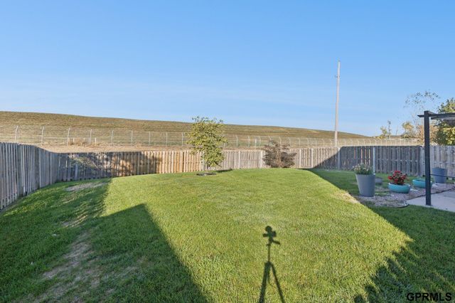 9610 S 28Th Avenue, Bellevue, NE 68147