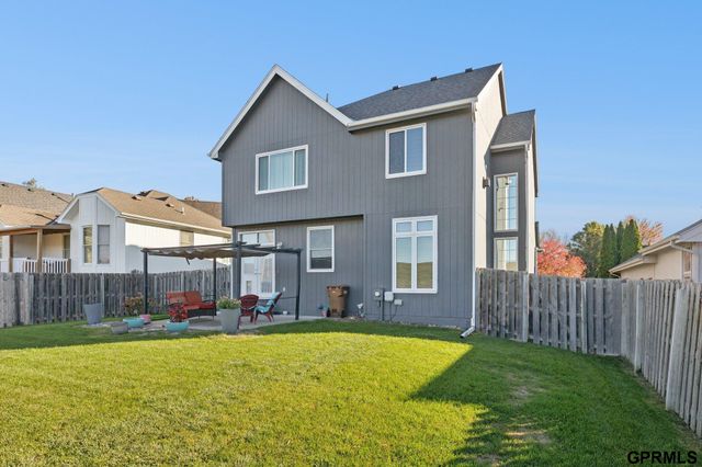 9610 S 28Th Avenue, Bellevue, NE 68147