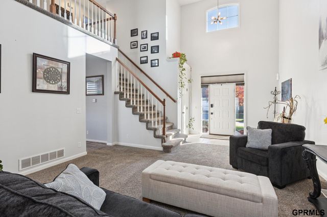 9610 S 28Th Avenue, Bellevue, NE 68147