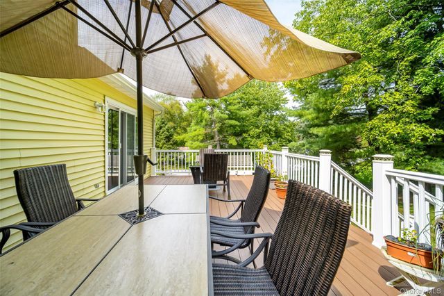 1 Tanglewood Lane, Poughkeepsie, NY 12603