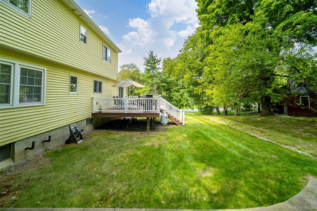 1 Tanglewood Lane, Poughkeepsie, NY 12603