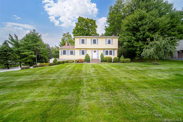 1 Tanglewood Lane, Poughkeepsie, NY 12603