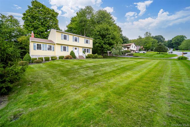 1 Tanglewood Lane, Poughkeepsie, NY 12603