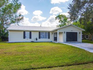 542 SE Faith Terrace, Port St. Lucie, Port St Lucie, FL 34983