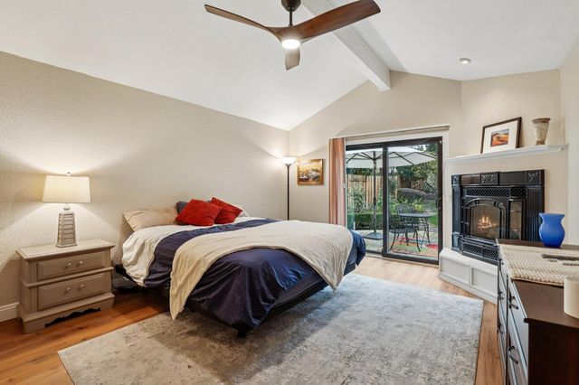 2254 Newcastle Gap Dr, Gold River, CA 95670