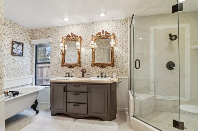 2254 Newcastle Gap Dr, Gold River, CA 95670