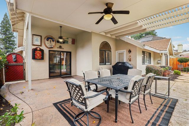 2254 Newcastle Gap Dr, Gold River, CA 95670