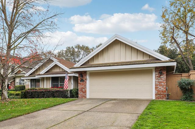 2254 Newcastle Gap Dr, Gold River, CA 95670