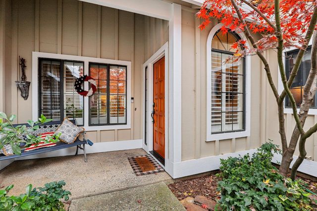 2254 Newcastle Gap Dr, Gold River, CA 95670