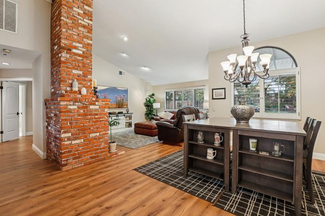 2254 Newcastle Gap Dr, Gold River, CA 95670