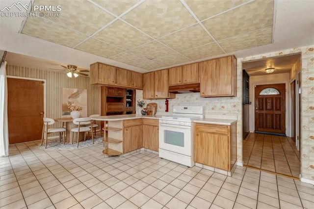 135 Fairmont Street, Colorado Springs, CO 80910