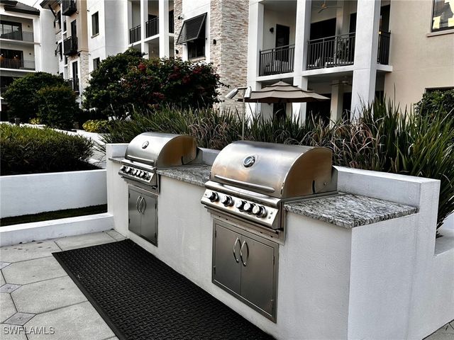 1030 3rd AVE S 208, Naples, FL 34102