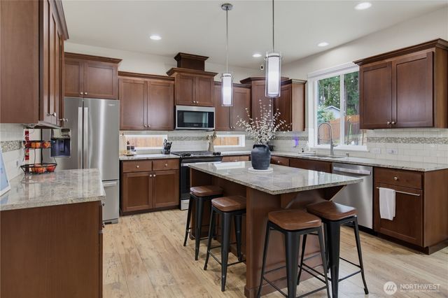 4921 Skylark Street NE, Olympia, WA 98516