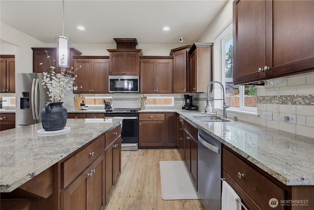 4921 Skylark Street NE, Olympia, WA 98516