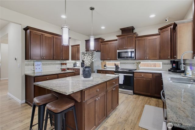 4921 Skylark Street NE, Olympia, WA 98516
