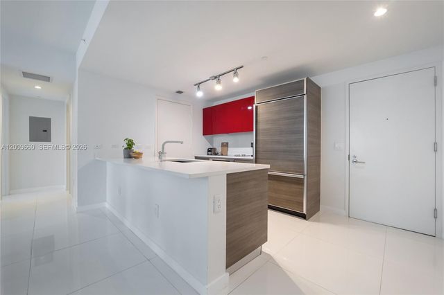 1100 Miami Ave 2808, Miami, FL 33130