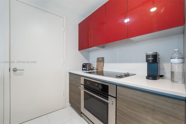 1100 Miami Ave 2808, Miami, FL 33130