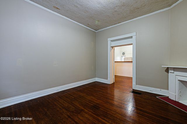 1821 Eastern Pkwy, Louisville, KY 40204