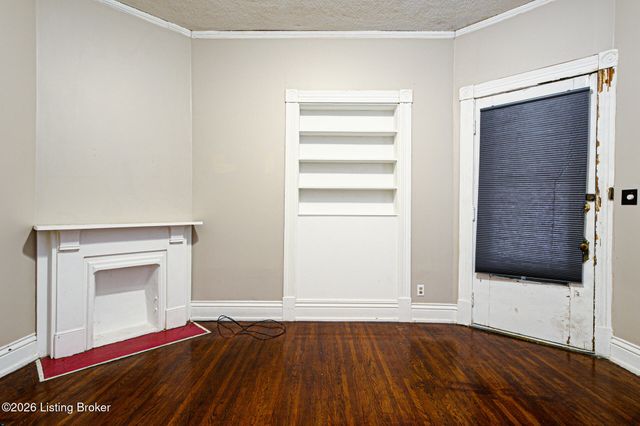 1821 Eastern Pkwy, Louisville, KY 40204